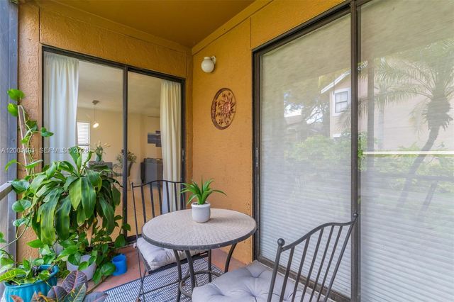 10680 SW 155th Pl 1405, Miami, FL 33196