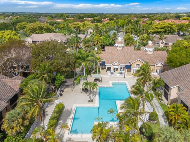 10680 SW 155th Pl 1405, Miami, FL 33196