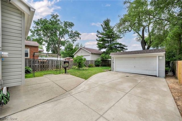 3326 Lincoln Avenue, Parma, OH 44134