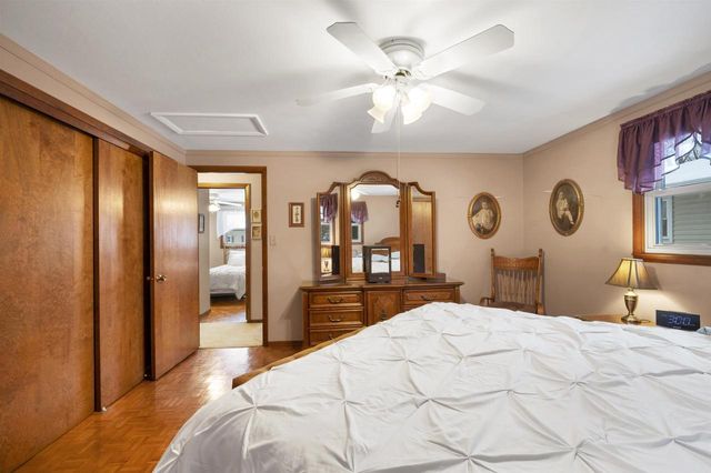 1281 VALLEY VIEW ROAD, Green Bay, WI 54304