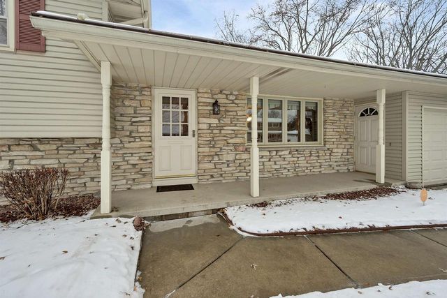 1281 VALLEY VIEW ROAD, Green Bay, WI 54304