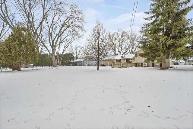 1281 VALLEY VIEW ROAD, Green Bay, WI 54304