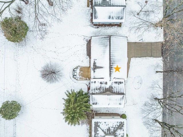 1281 VALLEY VIEW ROAD, Green Bay, WI 54304