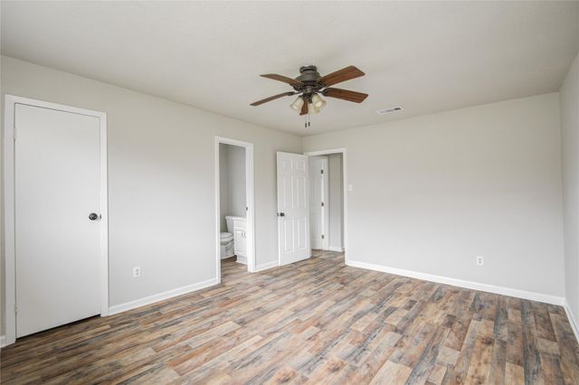 1602 N Avenue N, Freeport, TX 77541