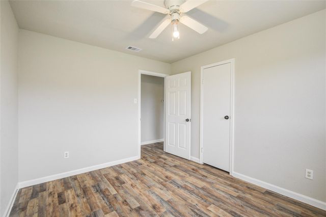 1602 N Avenue N, Freeport, TX 77541