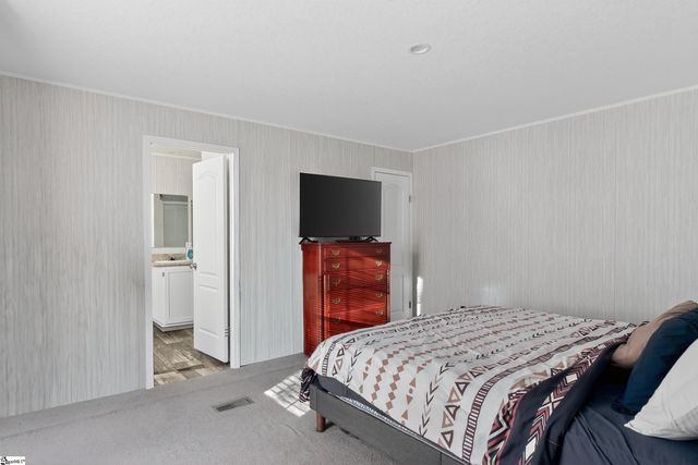 862 N Old Mill Road, Easley, SC 29640