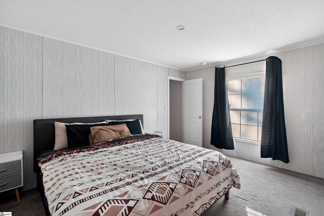 862 N Old Mill Road, Easley, SC 29640