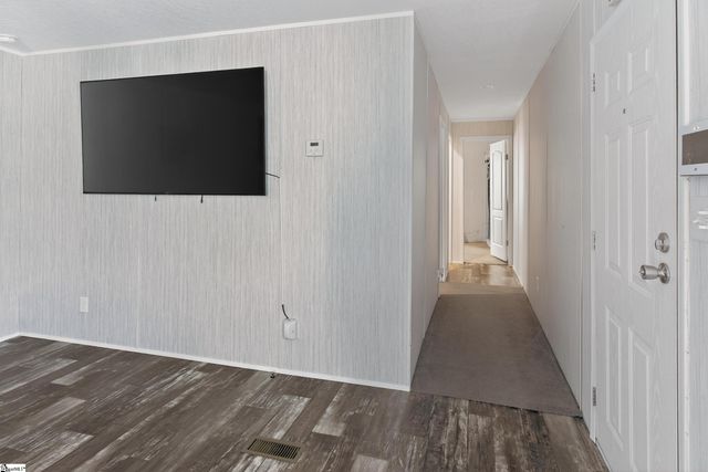 862 N Old Mill Road, Easley, SC 29640