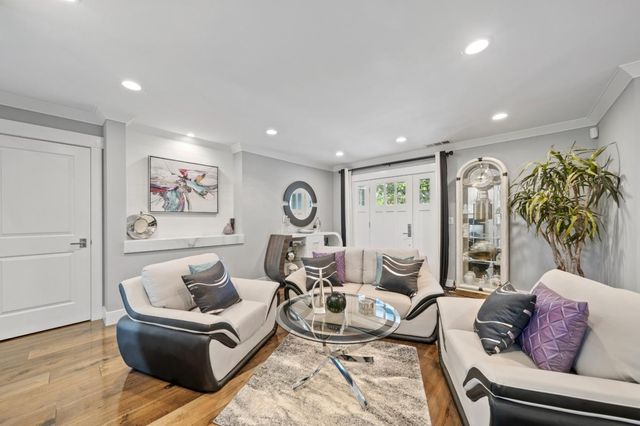 1052 Mcbain Avenue, Campbell, CA 95008