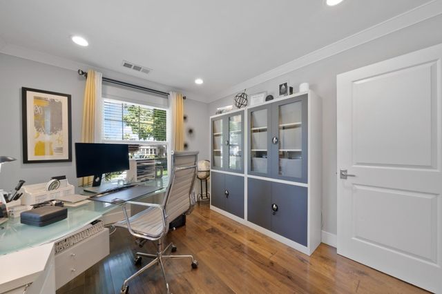 1052 Mcbain Avenue, Campbell, CA 95008