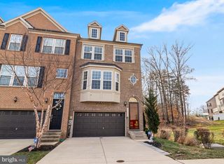 2801 GOLDEN GATE CT, Waldorf, MD 20601