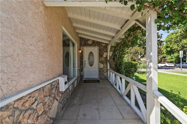 1021 N Pass, Burbank, CA 91505