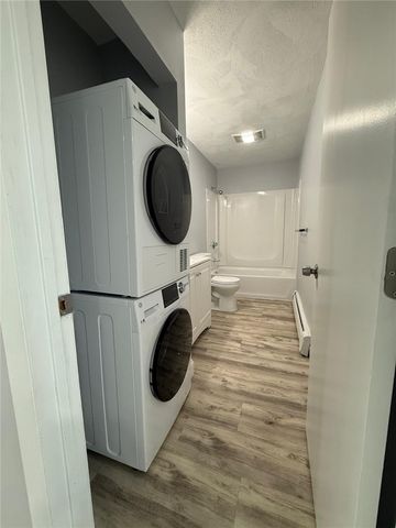 60 Esten Avenue 4, Pawtucket, RI 02860