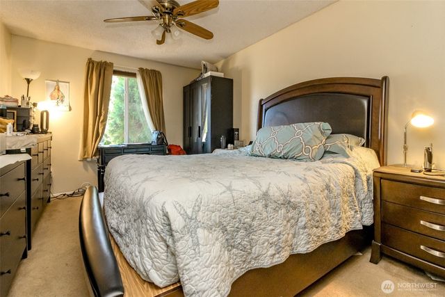 3214 45th Avenue NE, Tacoma, WA 98422