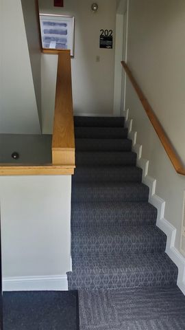 4 Greenleaf Woods Dr Unit 301, Portsmouth, NH 03801