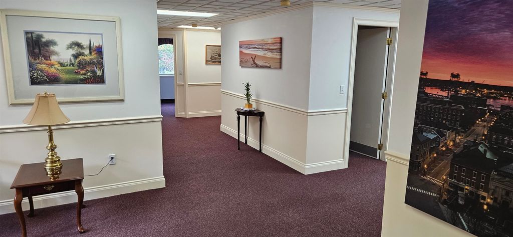 4 Greenleaf Woods Dr Unit 301, Portsmouth, NH 03801