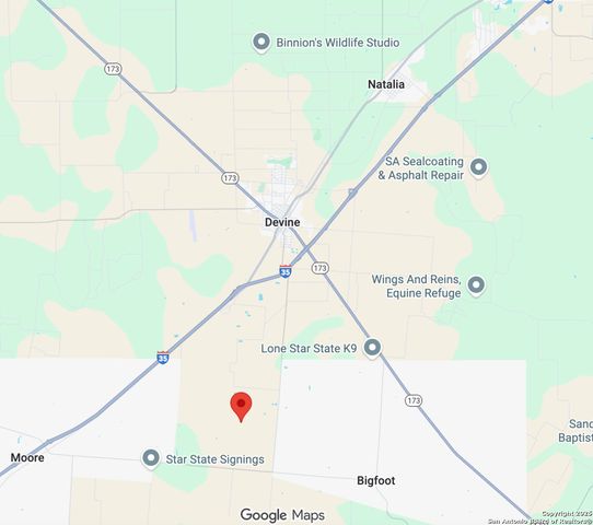 152 CR 2664, Moore, TX 78016