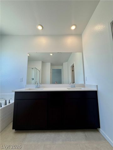 8388 Caldera Hills Avenue, Las Vegas, NV 89147