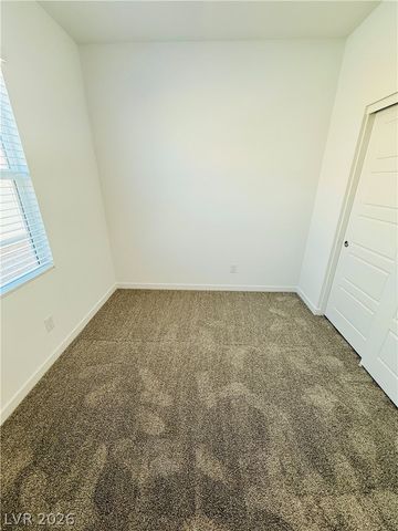 8388 Caldera Hills Avenue, Las Vegas, NV 89147