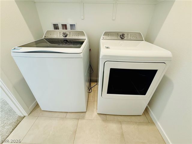 8388 Caldera Hills Avenue, Las Vegas, NV 89147