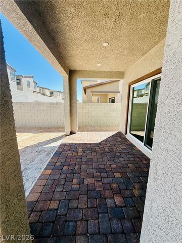 8388 Caldera Hills Avenue, Las Vegas, NV 89147