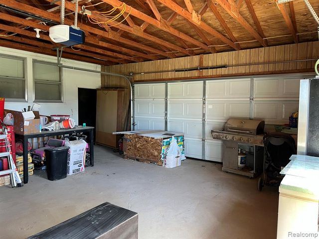 1464 S Force Road, Attica, MI 48412