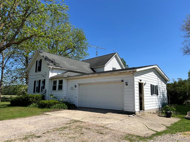 1464 S Force Road, Attica, MI 48412