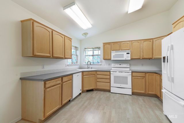 2448 Cedarchip Road, Twin Falls, ID 83301