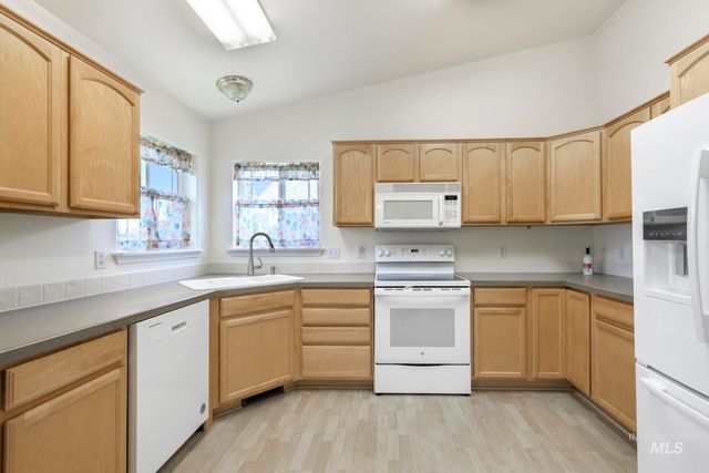 2448 Cedarchip Road, Twin Falls, ID 83301