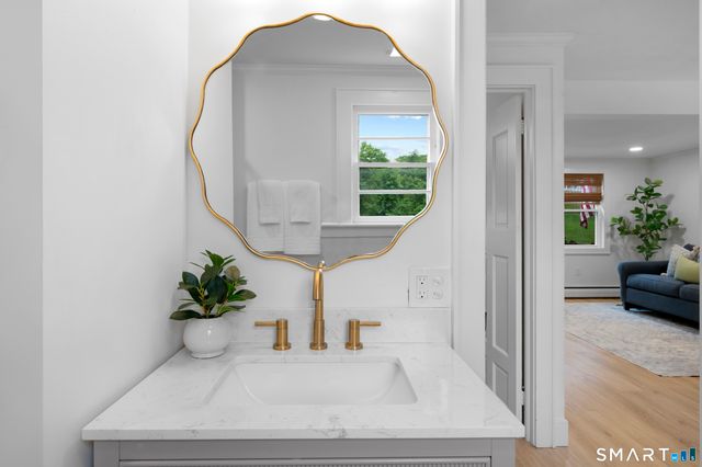 424 High Street, Groton, CT 06355