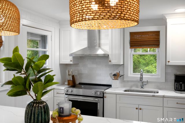 424 High Street, Groton, CT 06355