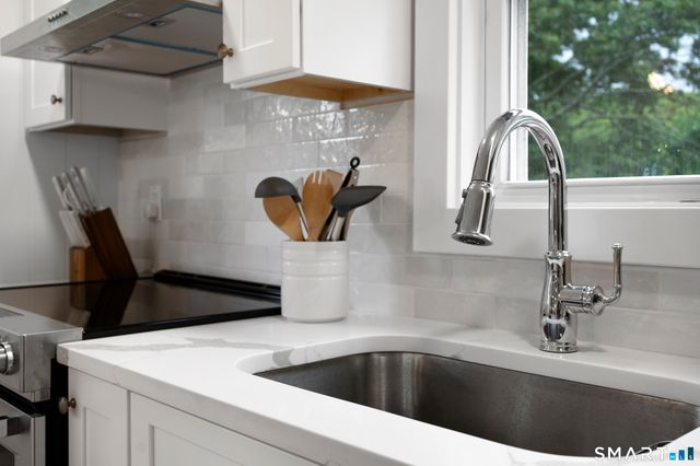 424 High Street, Groton, CT 06355