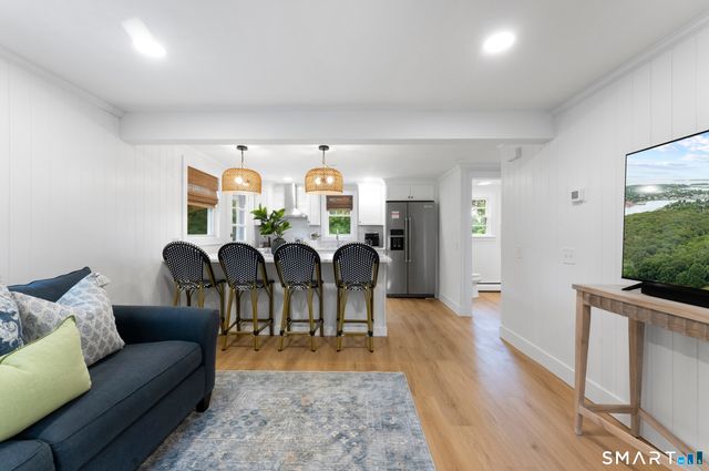 424 High Street, Groton, CT 06355