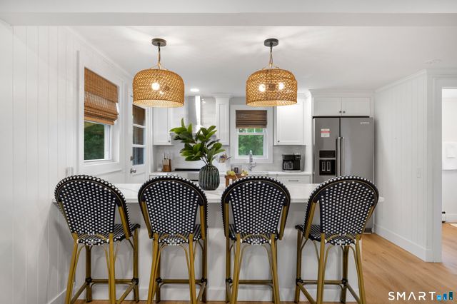 424 High Street, Groton, CT 06355