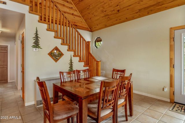 2781 AIRPARK Drive, Overgaard, AZ 85933