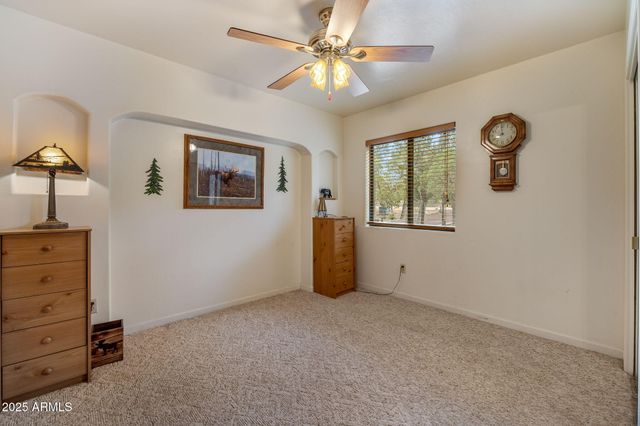 2781 AIRPARK Drive, Overgaard, AZ 85933