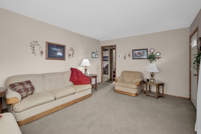 5323 6th Street NE, Fridley, MN 55421