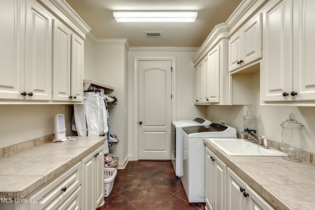 241 Sycamore Lane, Madison, MS 39110