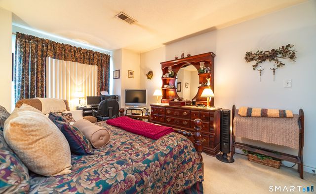 14 Forest Glen Circle 10, Middletown, CT 06457