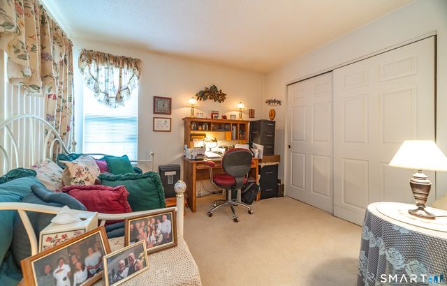 14 Forest Glen Circle 10, Middletown, CT 06457