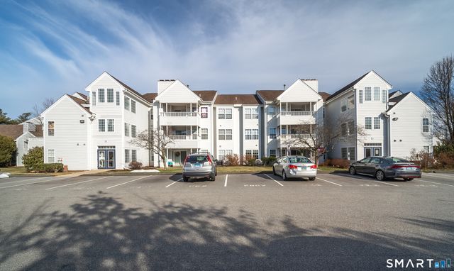 14 Forest Glen Circle 10, Middletown, CT 06457