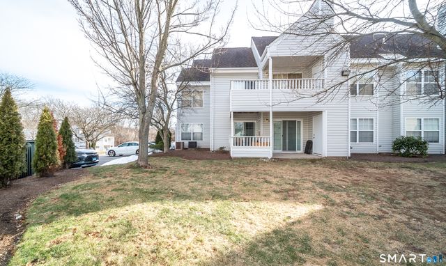 14 Forest Glen Circle 10, Middletown, CT 06457