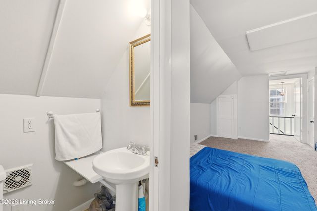 1410 Weyler Ave, Louisville, KY 40215