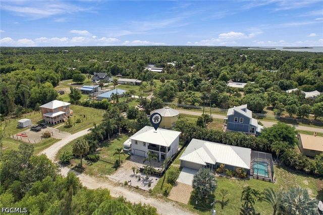 7263 Hibiscus AVE, Bokeelia, FL 33922