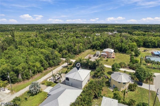 7263 Hibiscus AVE, Bokeelia, FL 33922