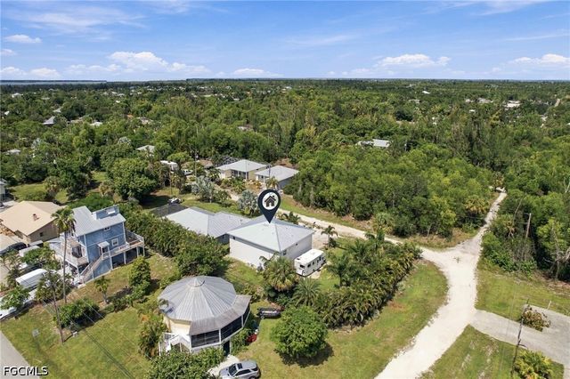 7263 Hibiscus AVE, Bokeelia, FL 33922