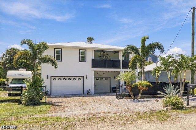 7263 Hibiscus AVE, Bokeelia, FL 33922