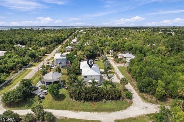 7263 Hibiscus AVE, Bokeelia, FL 33922