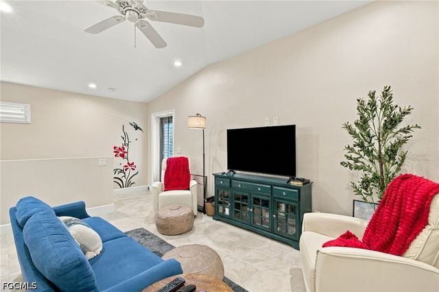 7263 Hibiscus AVE, Bokeelia, FL 33922