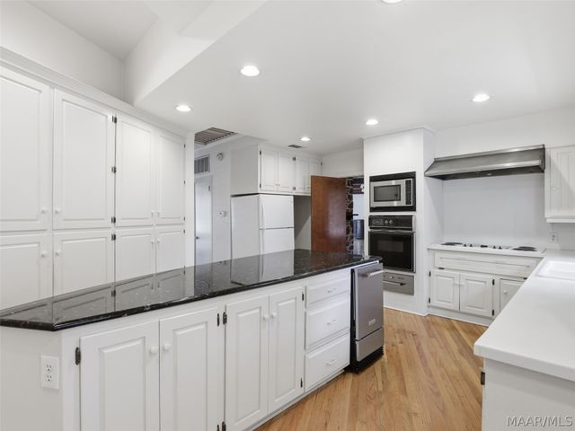 1252 Augusta Avenue, Montgomery, AL 36111